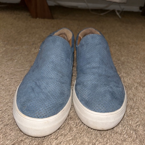 Steve Madden denim-blue slip-on sneakers - Picture 2 of 4